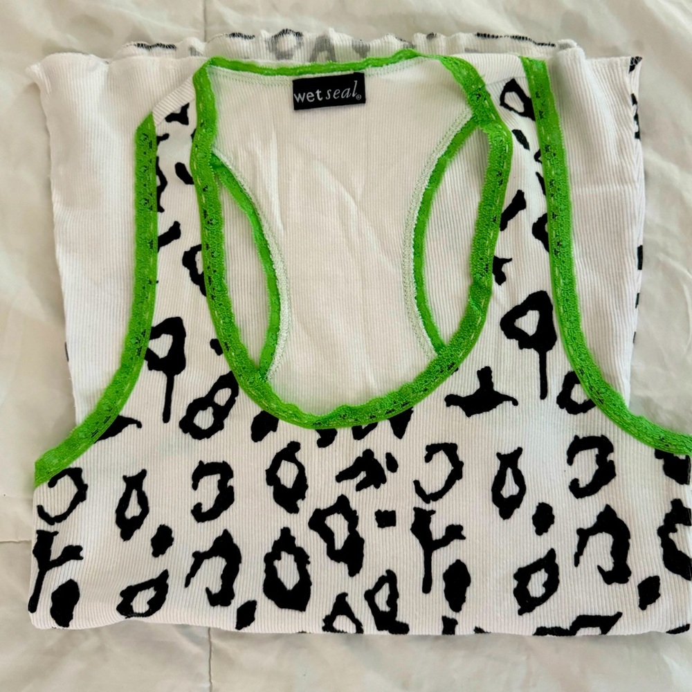 Wet Seal white/black racerback tank Size is a Small/Medium ribbed stretch cotton